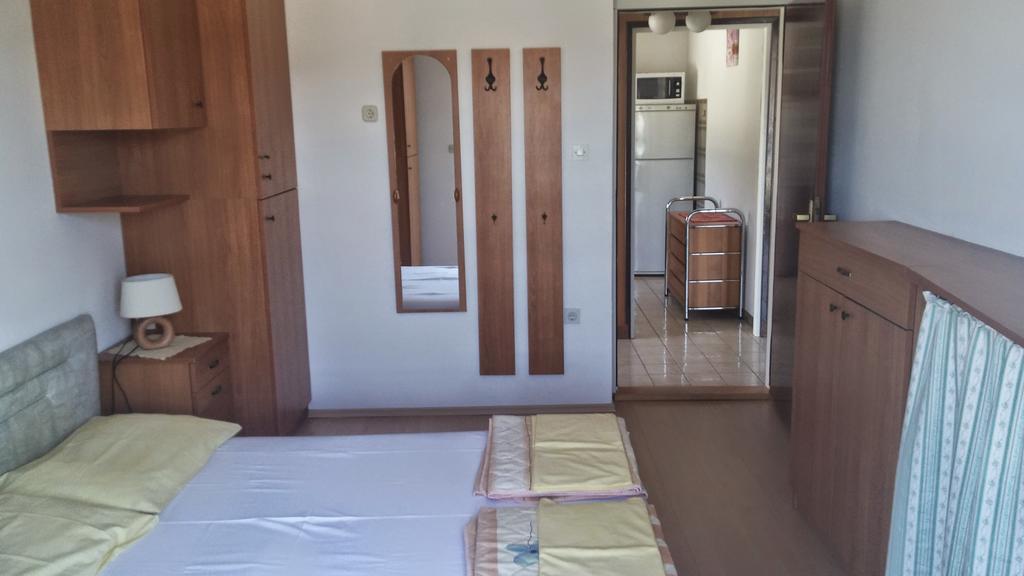 Apartments Bojana Rab Supetarska Draga Phòng bức ảnh