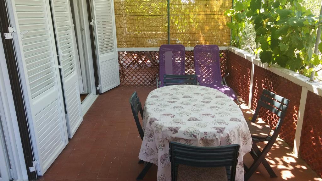Apartments Bojana Rab Supetarska Draga Phòng bức ảnh