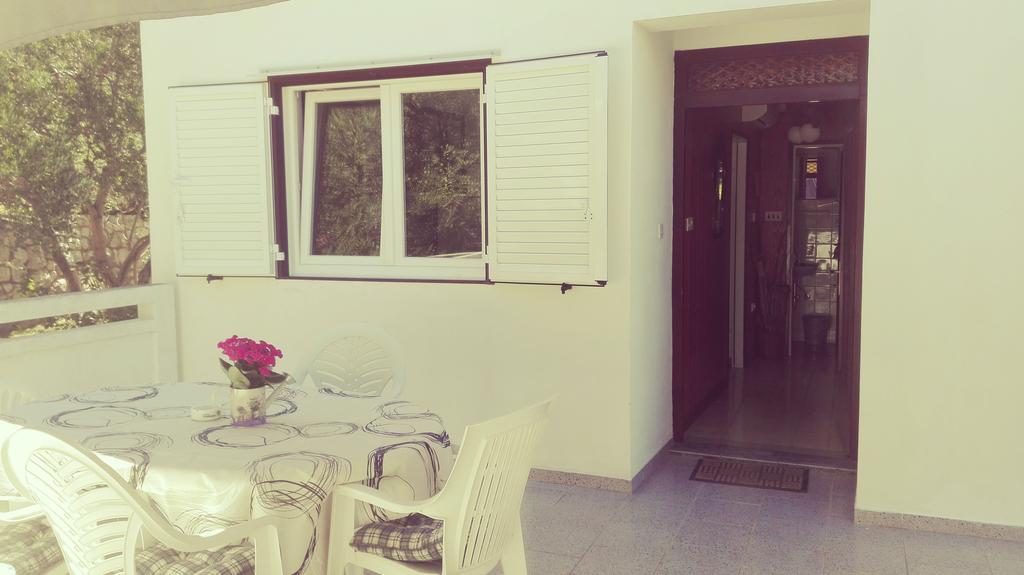 Apartments Bojana Rab Supetarska Draga Ngoại thất bức ảnh