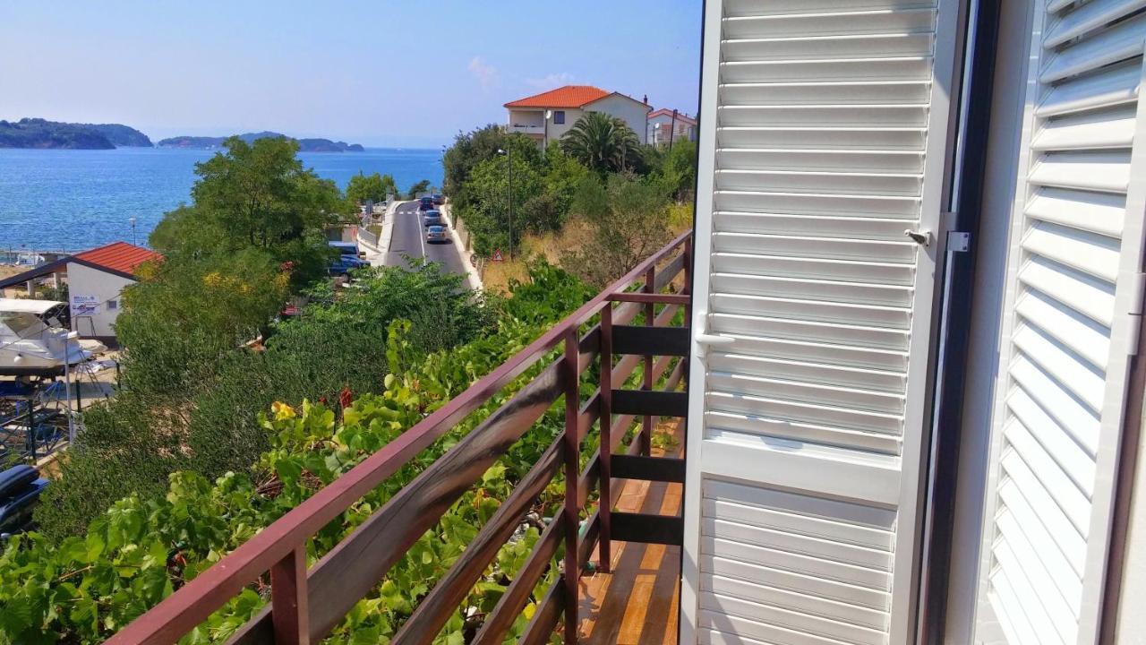Apartments Bojana Rab Supetarska Draga Phòng bức ảnh